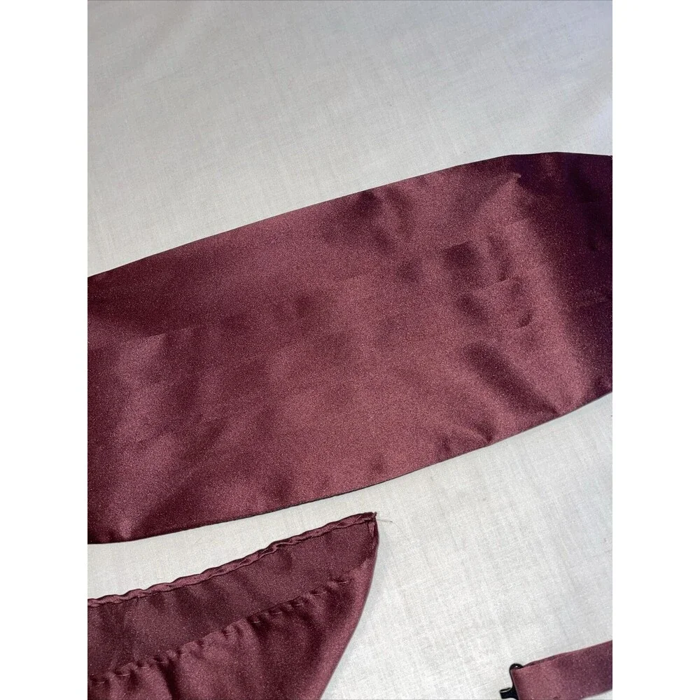 Brand Q Cummerbund Tie Handkerchief Men’s Model CB10-TT Raspberry For Tuxedo